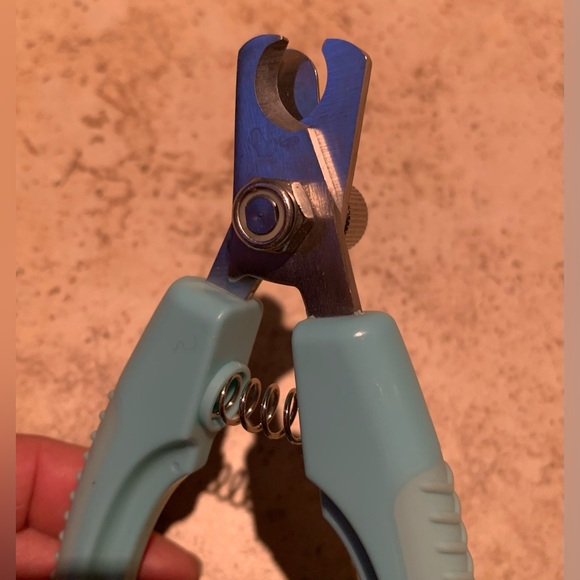 Martha Stewart Pets Nail Clippers With Safety Guard - Picture 10 of 11